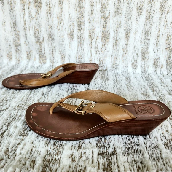 Tory Burch "Nora Mestico Wedge" Brown Leather Thong Sandal | Women's Size 7.5 - Picture 6 of 11